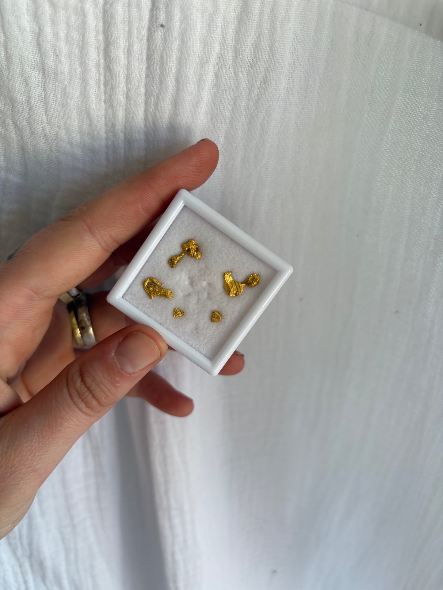 2 Gram Gold Parcel (slight crystalline structures)
