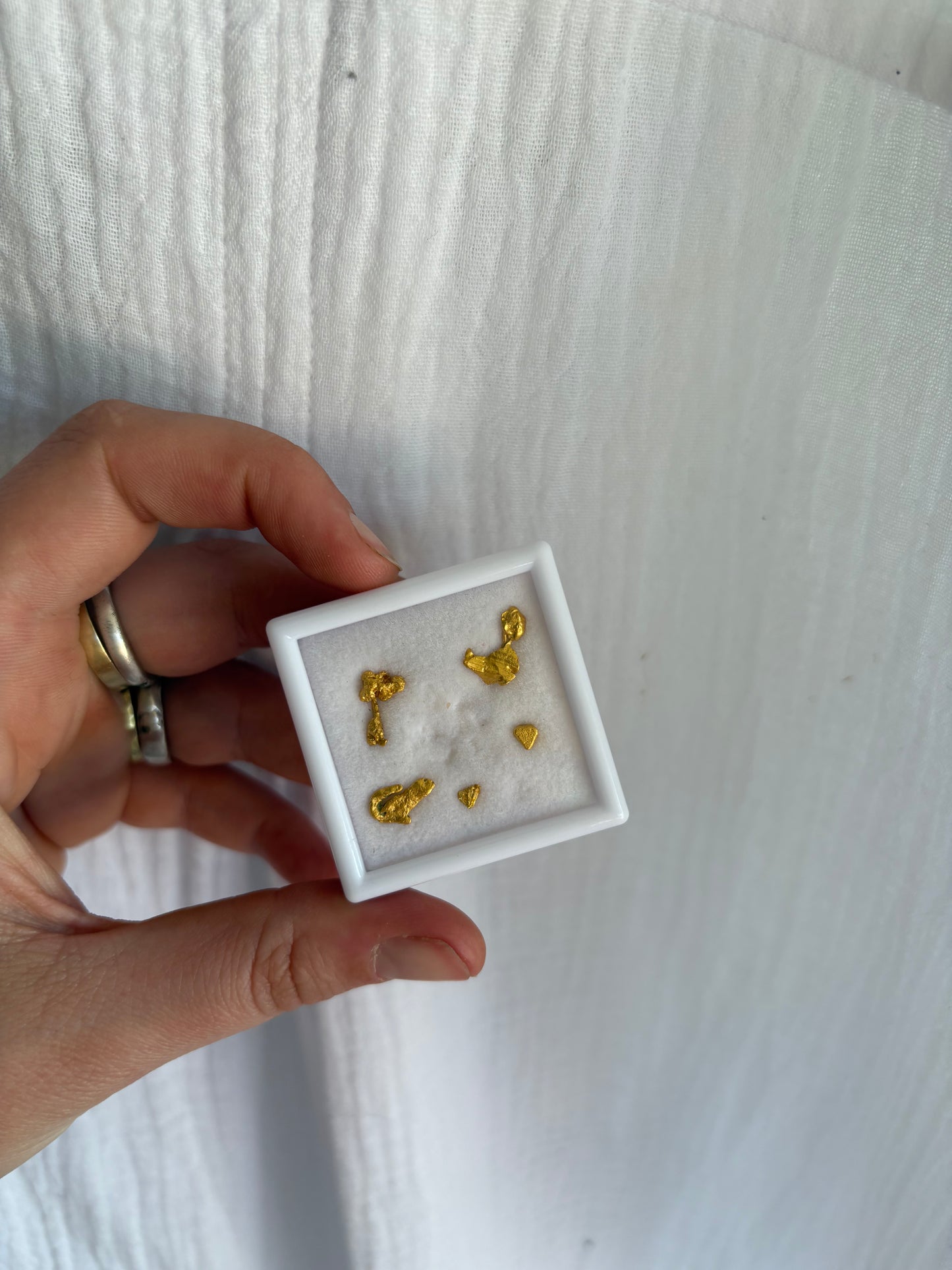 2 Gram Gold Parcel (slight crystalline structures)