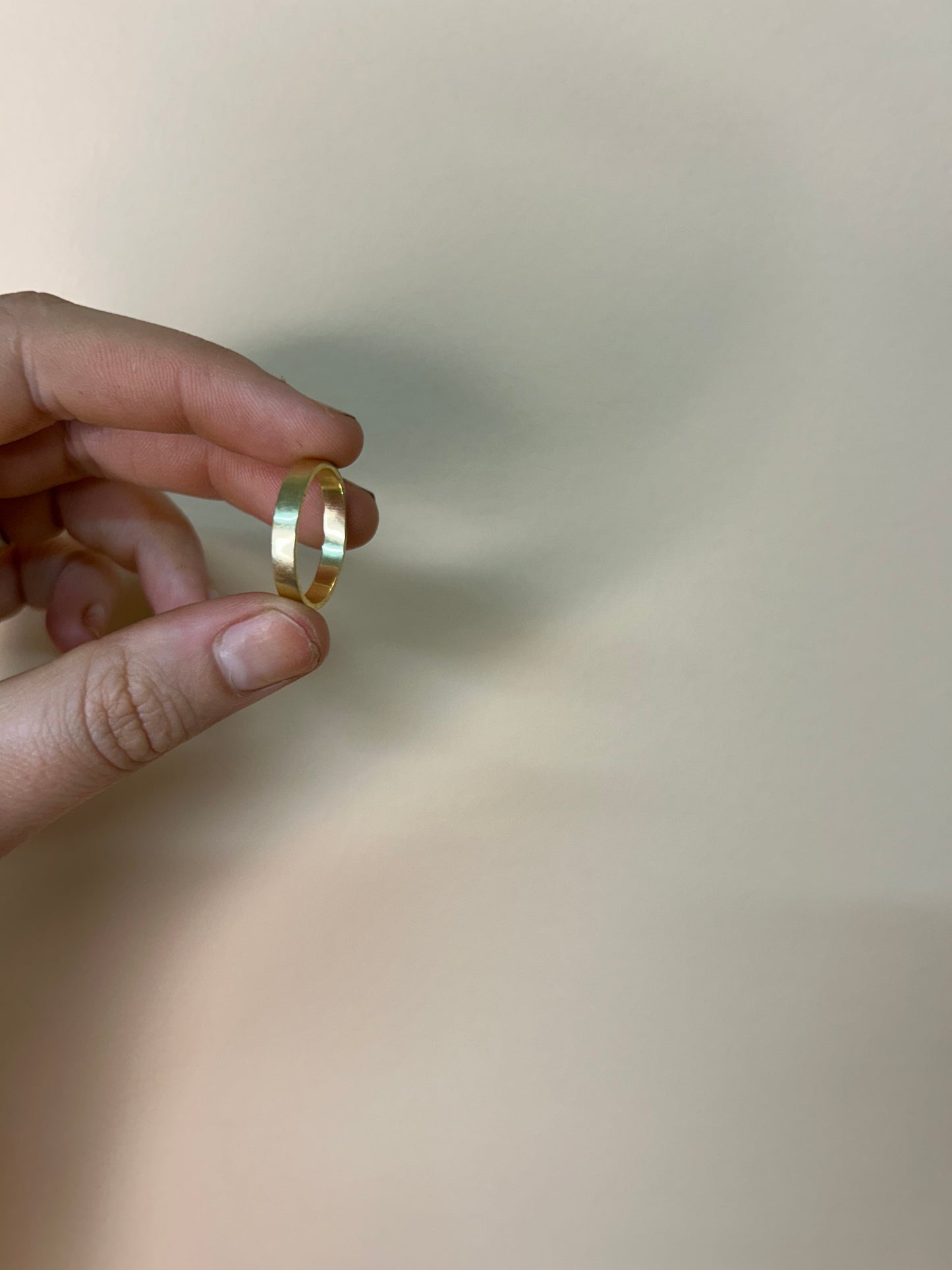 18k Solid 4mm Gold ring