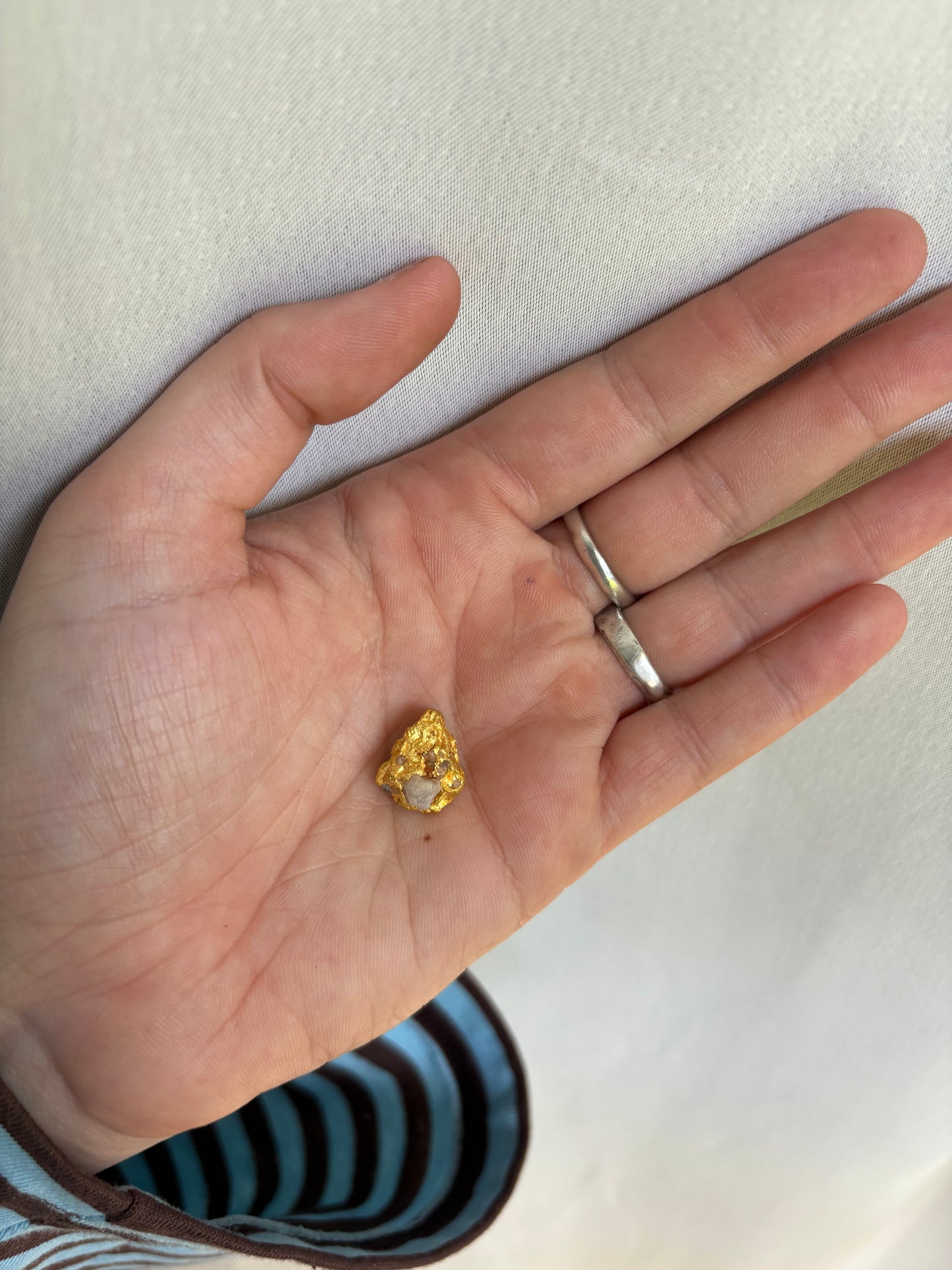9 Gram Natural Gold Nugget- Total weight 9.5g
