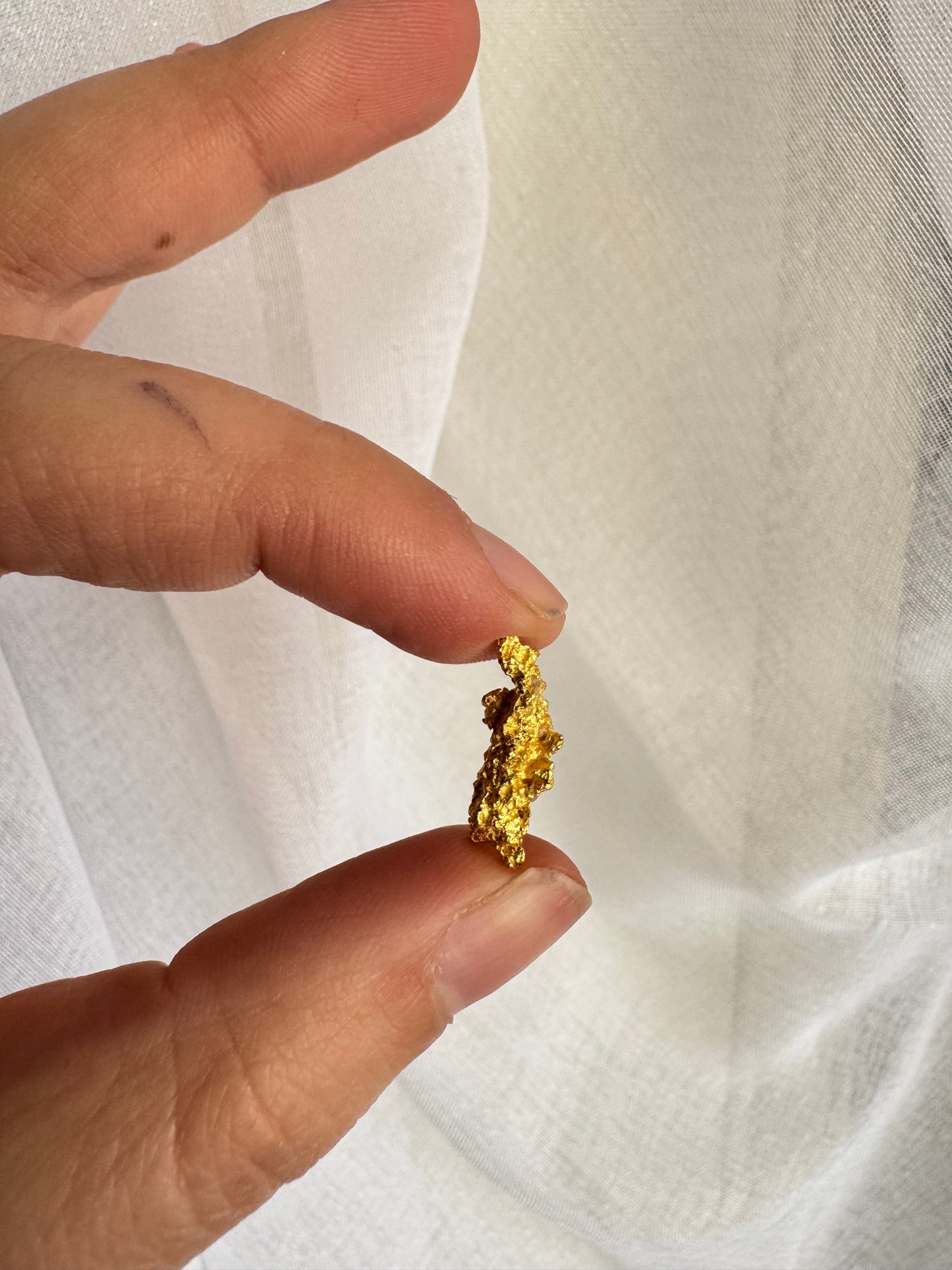2.8 gram Natural Gold Nugget - August Drop