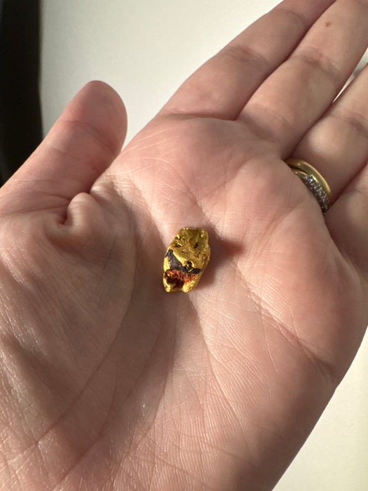 4.5 Gram Natural Gold nugget - Total Weight 5.93