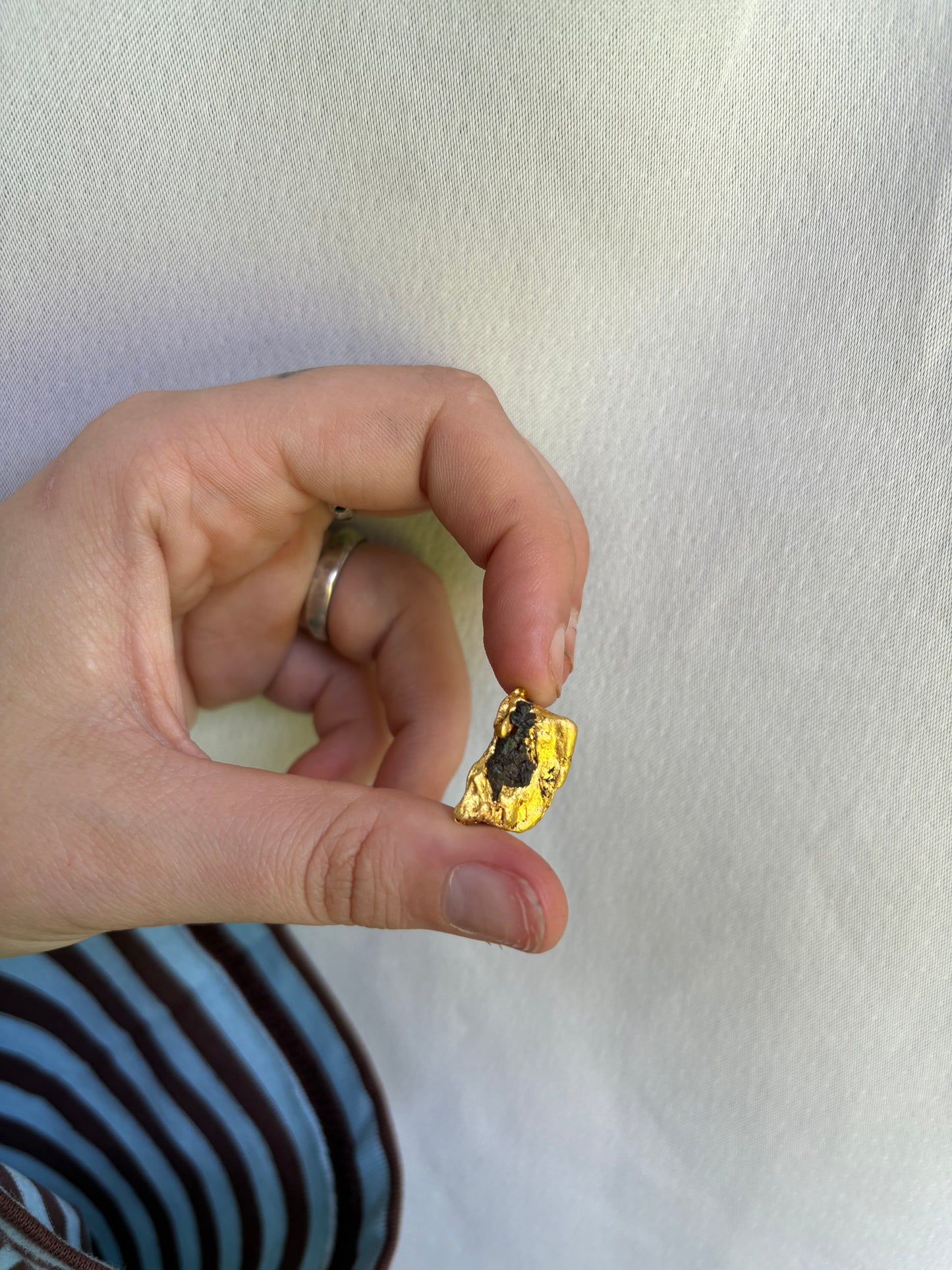 8 Gram Natural Gold Nugget (Total weight 9g)