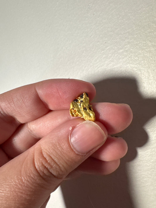 2.5 Gram Natural Gold Nugget - Total Weight 3.33g
