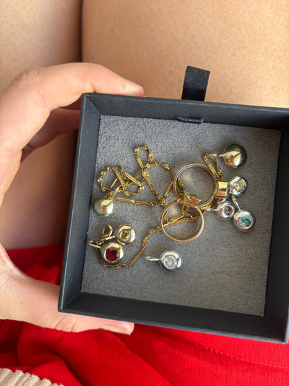 Desert Droplet - Gold and Apatite