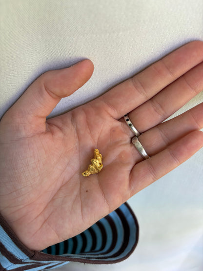 5.7 grams natural gold nugget