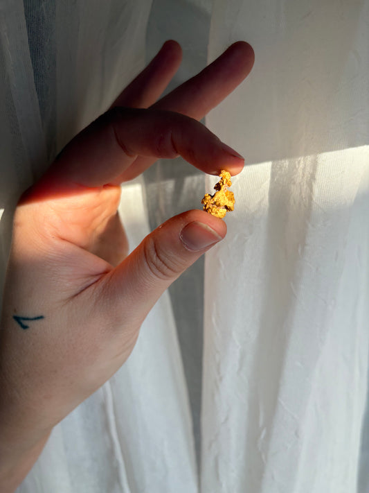 3.7 Gram Natural Gold Nugget - inverted crystals