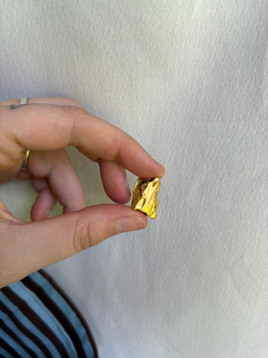 8 Gram Natural Gold Nugget (Total weight 9g)