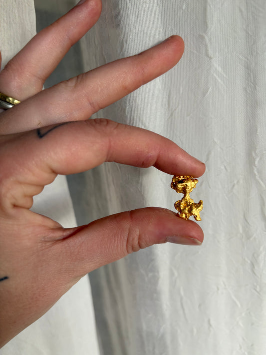 5.5 Gram Natural Gold Nugget - Snoopy