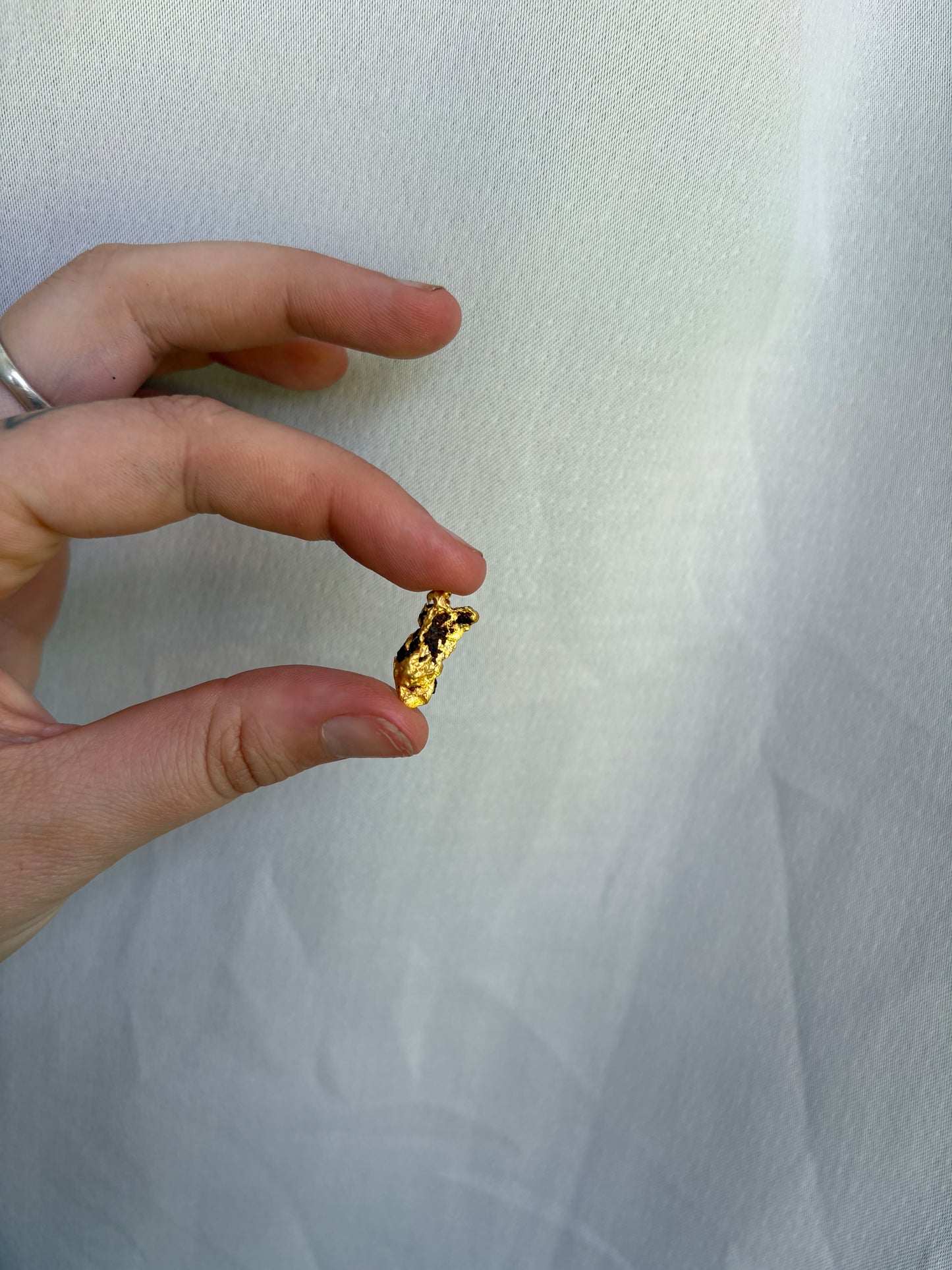 3 Gram Natural Gold Nugget (Total weight 3.4g)