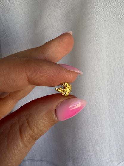 0.6 grams Natural Gold Nugget - September drop