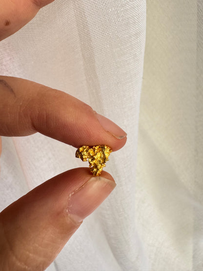1.5 gram Natural Gold Nugget - August Drop