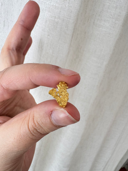 1.5 gram Natural Gold Nugget - August Drop