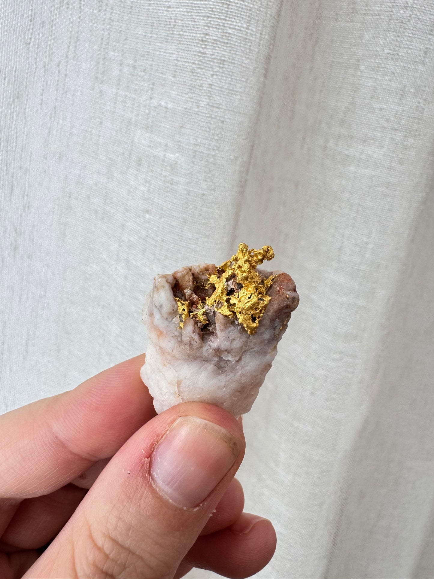 6 gram Natural Gold and Quartz Specimen - August Drop