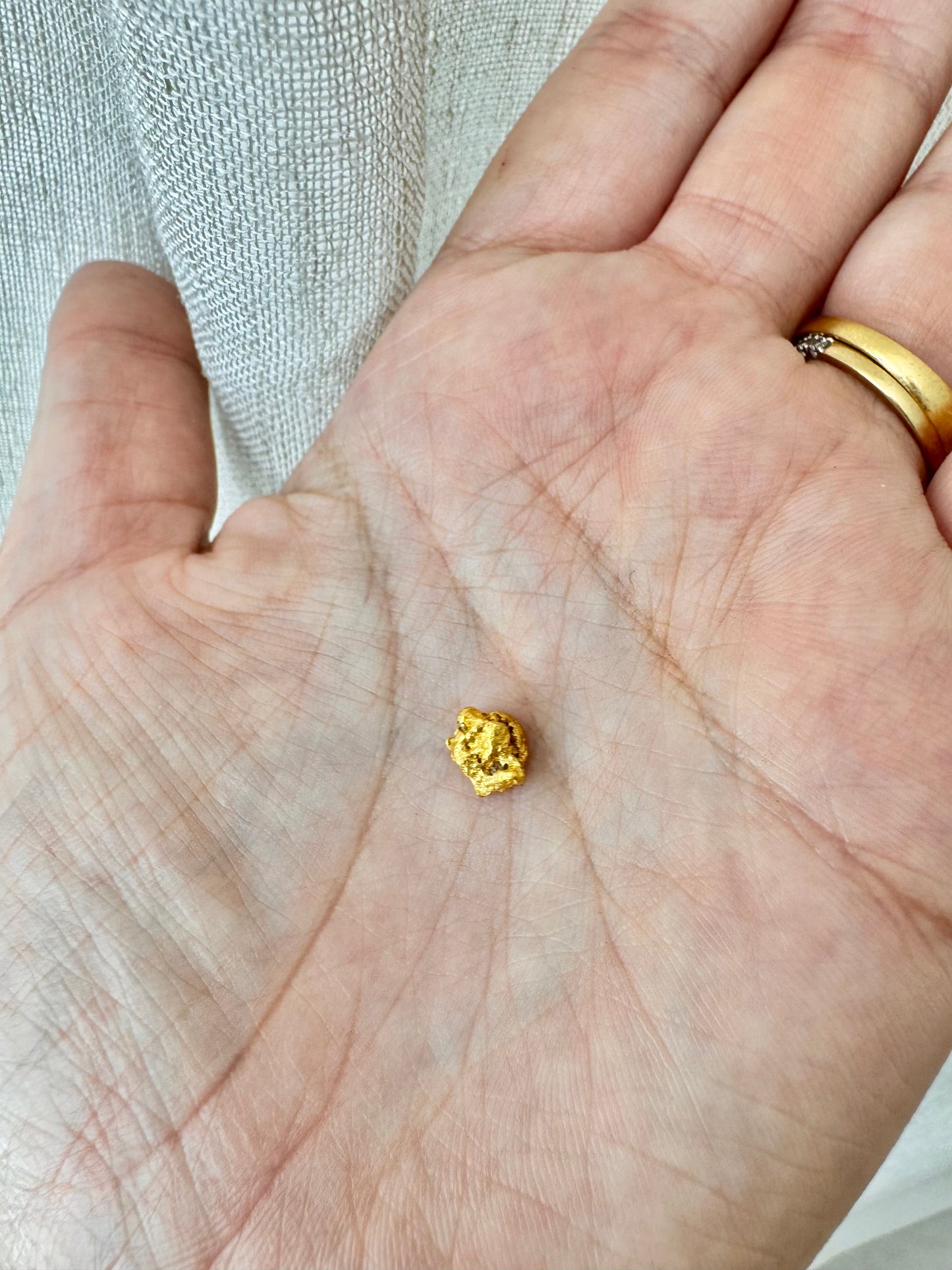1.5 gram Natural Gold Nugget - August Drop