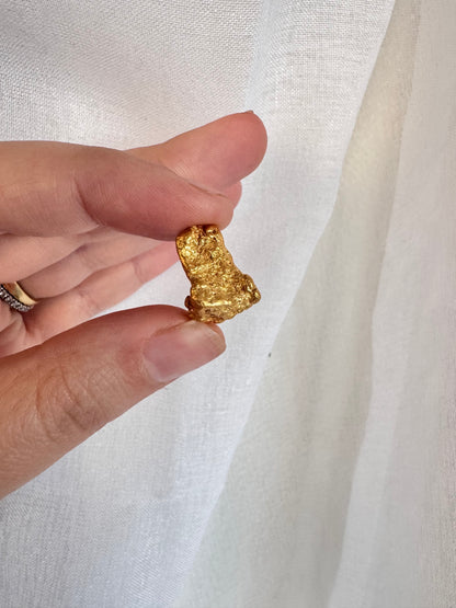 14.9 gram Natural Gold Nugget - August Drop