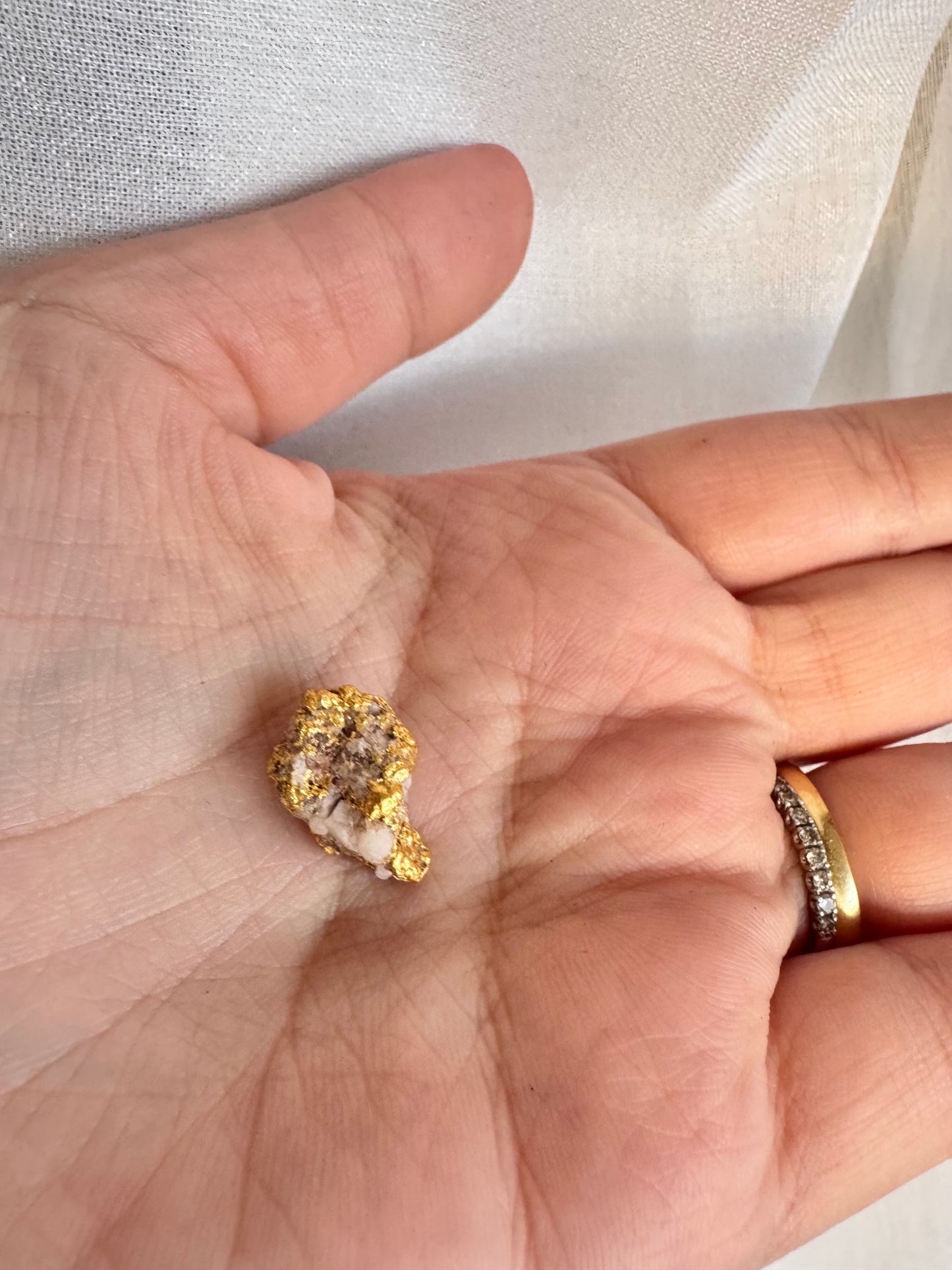 2 gram Natural Gold and Quartz Specimen - August Drop